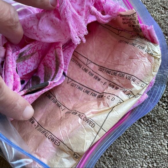 Sewing Project Pink Blouse/ Cover Up Size L Hand Decorated Fabric - Picture 2 of 7